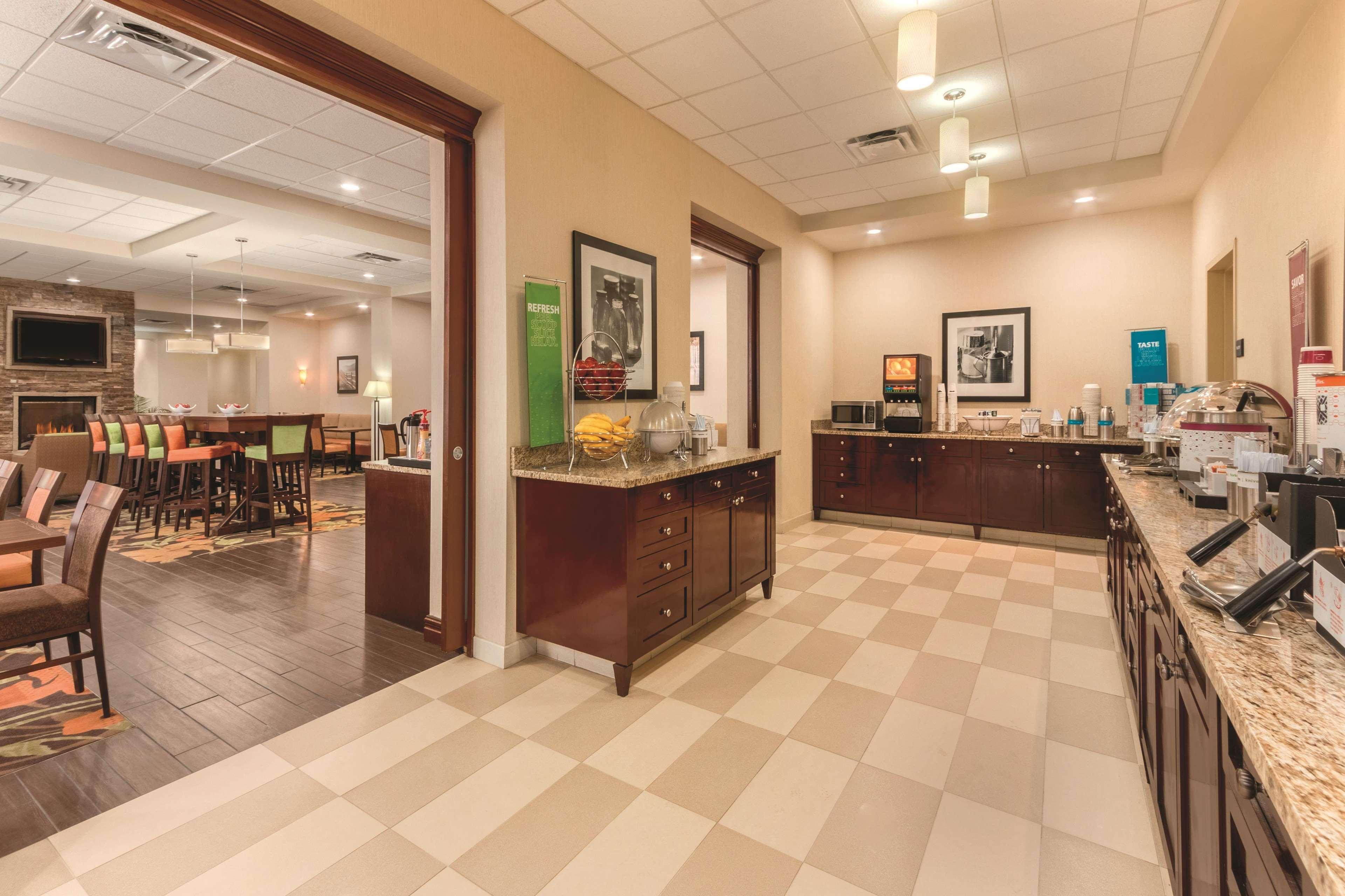 Hampton Inn By Hilton Edmonton South Exterior foto